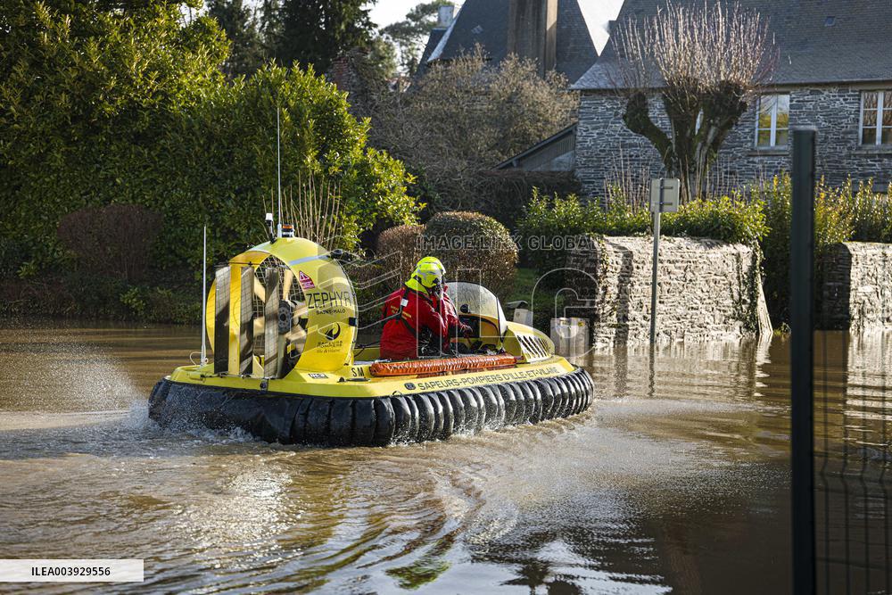 Historic Flooding in Ile Et Vilaine - France