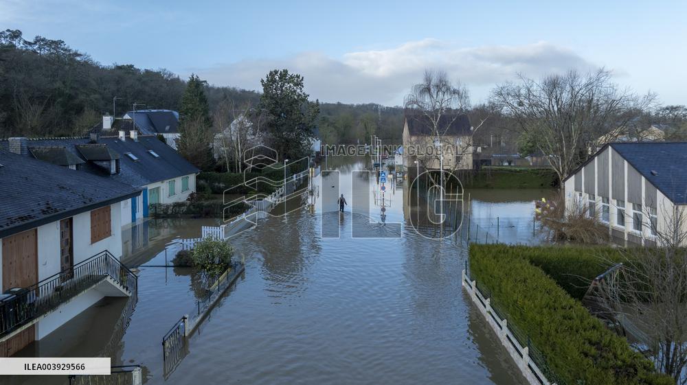 Historic Flooding in Ile Et Vilaine - France