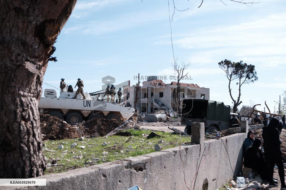 Lebanese Civilians Face Israeli Soldier in Border Villages - Lebanon