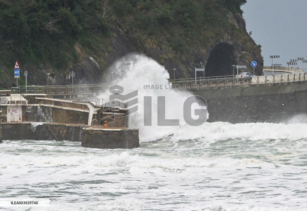 Herminia Storm - Basque Country