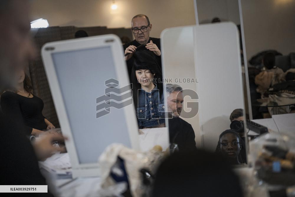 PFW - Franck Sorbier Backstage