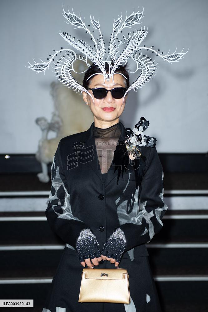 PFW Franck Sorbier Front Row