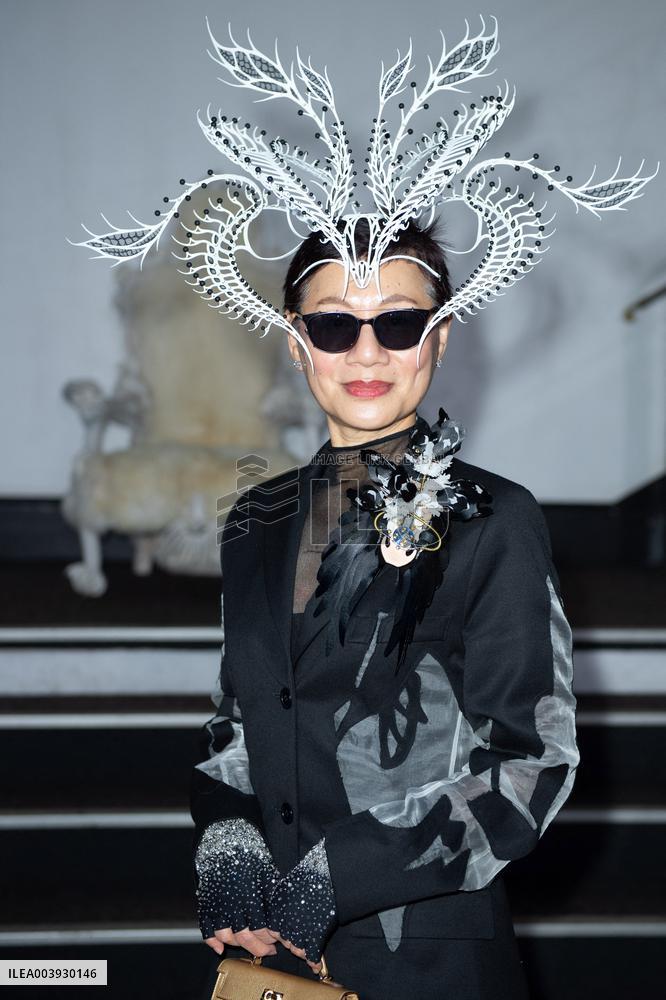 PFW Franck Sorbier Front Row