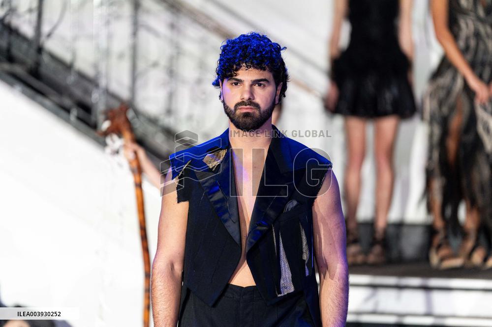 PFW - Franck Sorbier Runway
