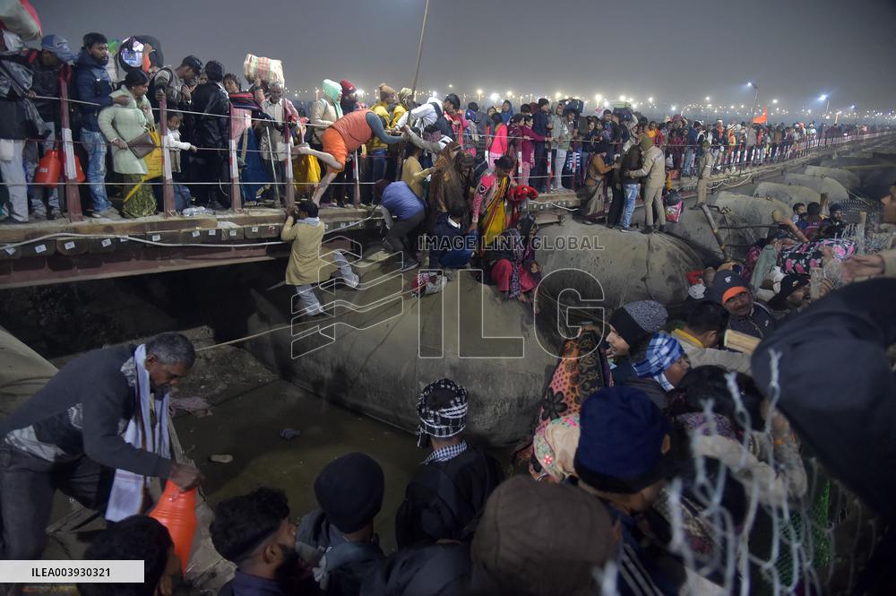 At Least 15 Dead from Stampede at Hindu Mega-Festival - India