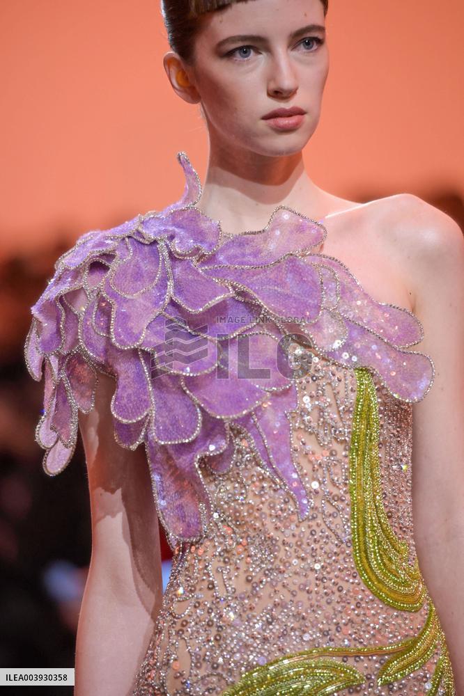 PFW - Elie Saab Runway