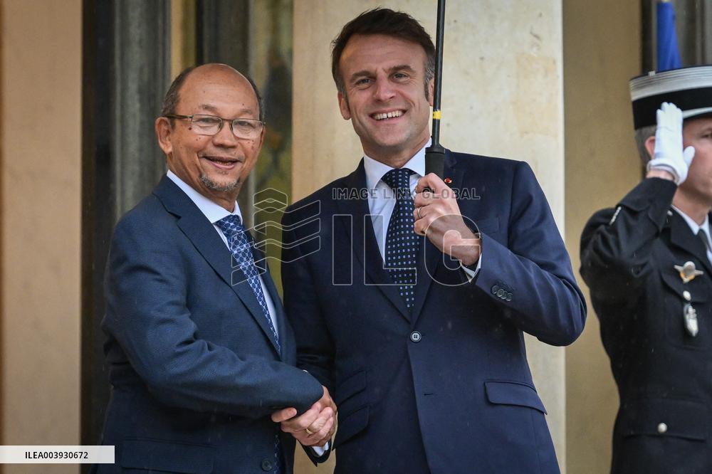 Bilateral meeting at the Elysee FA