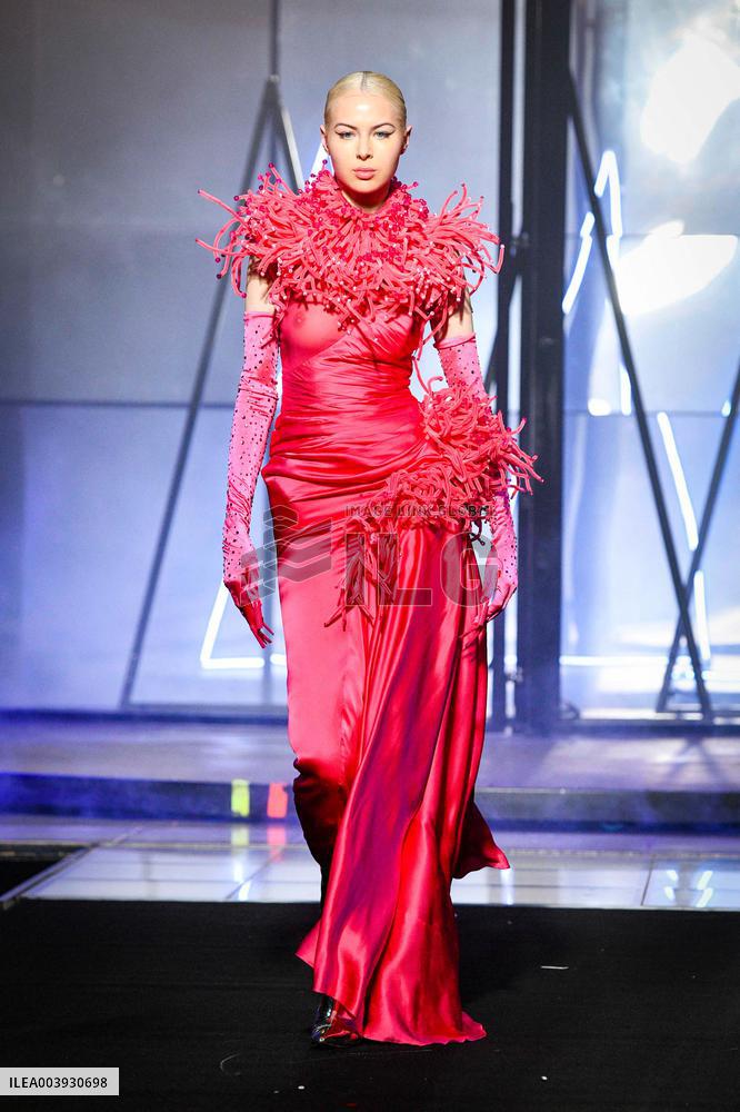 PFW - On Aura Tout Vu Runway