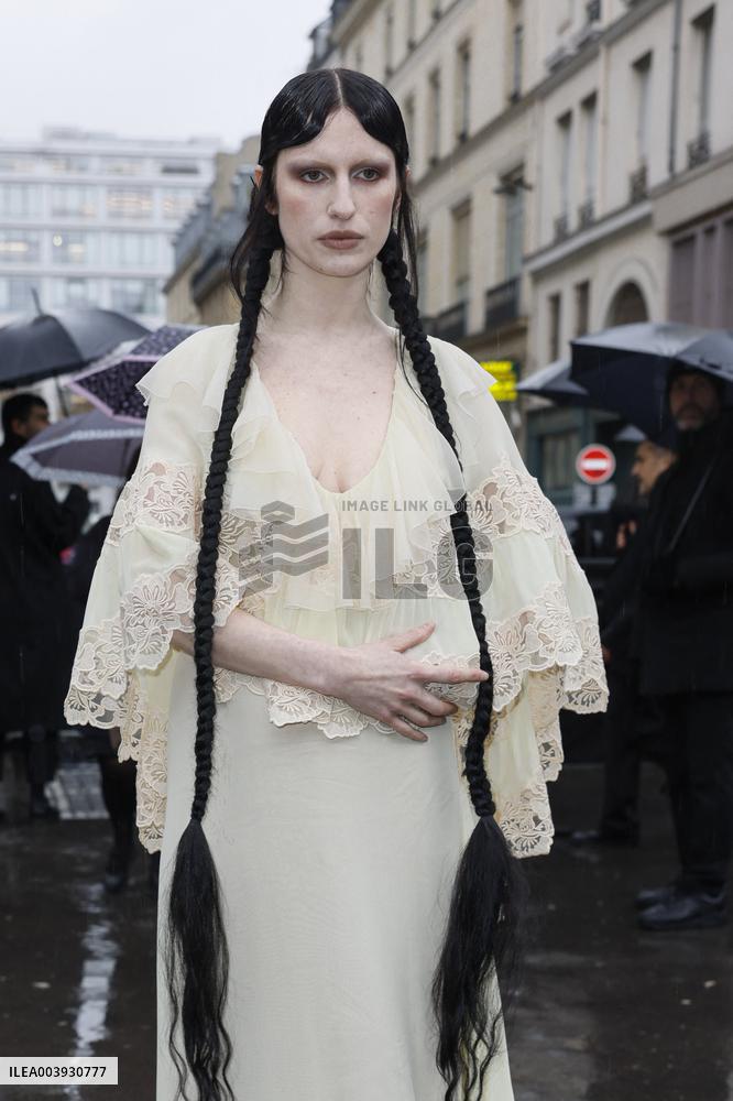 PFW - Valentino Arrivals