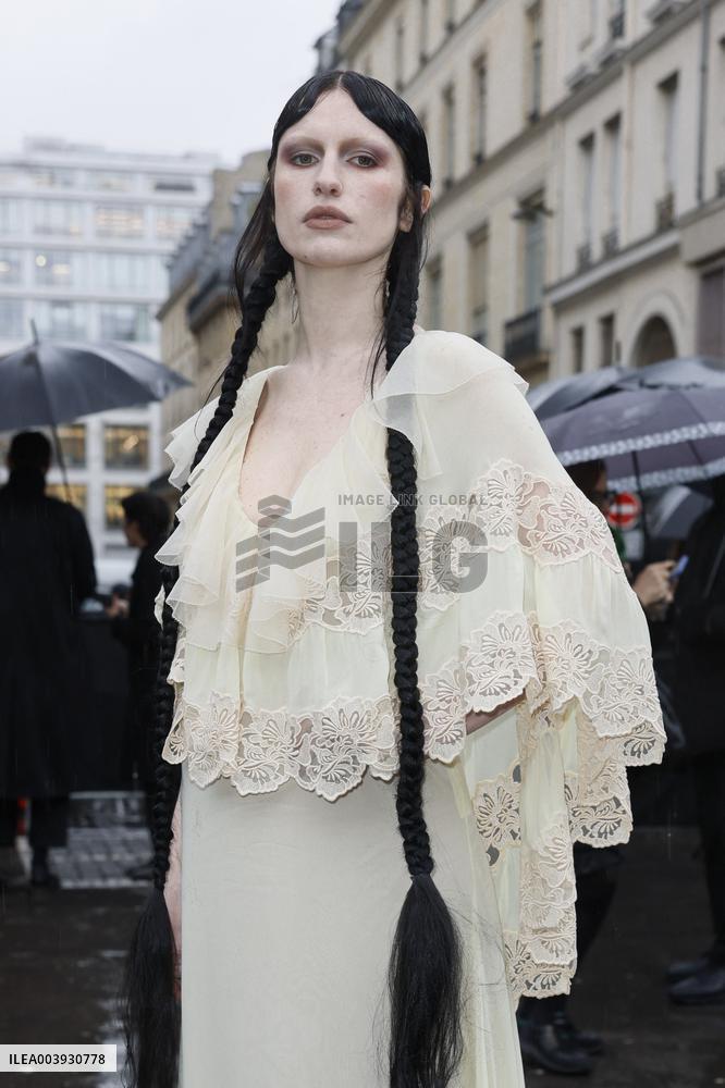 PFW - Valentino Arrivals