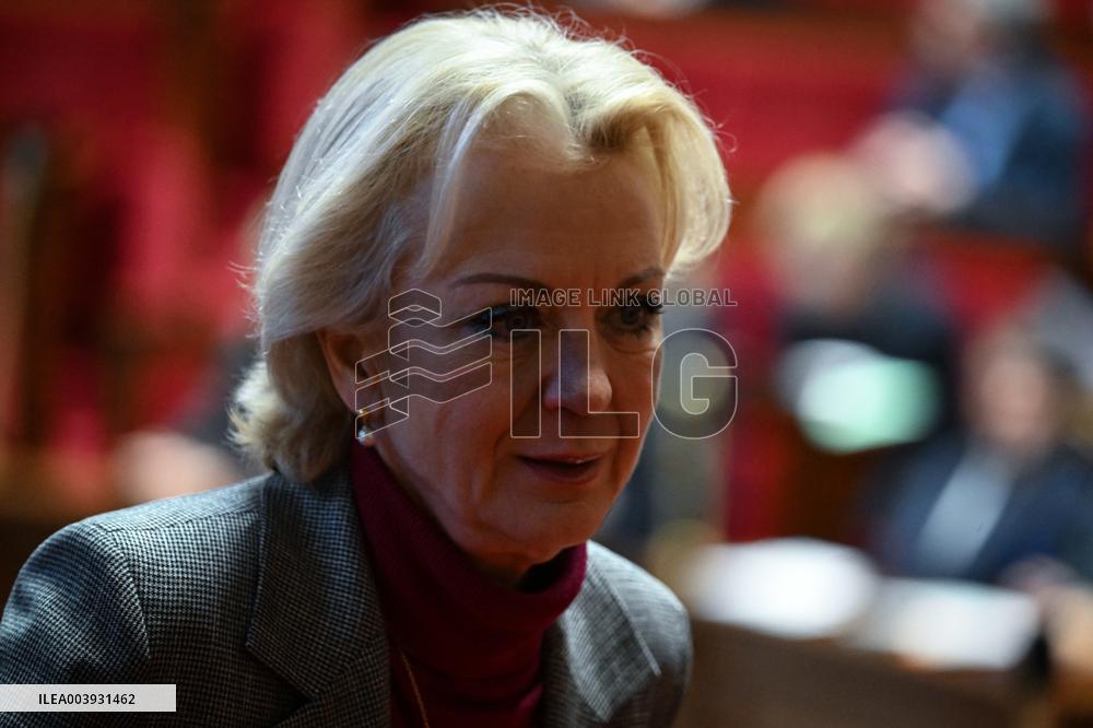 Government Question Session - Paris