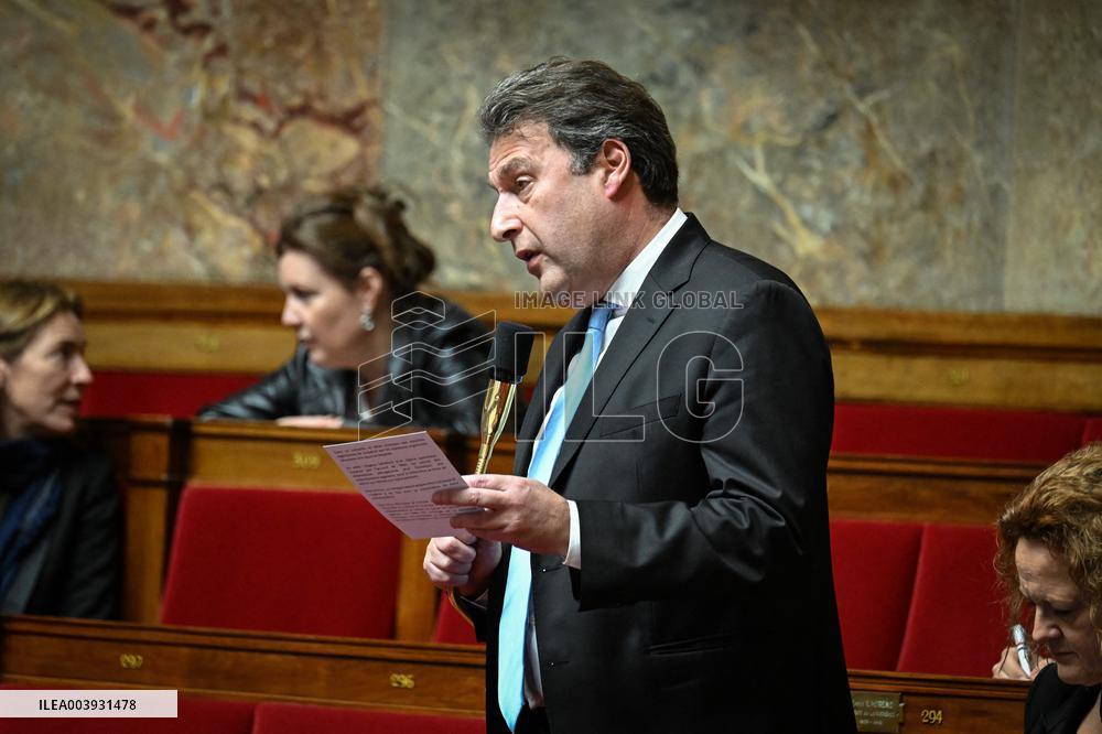 Government Question Session - Paris