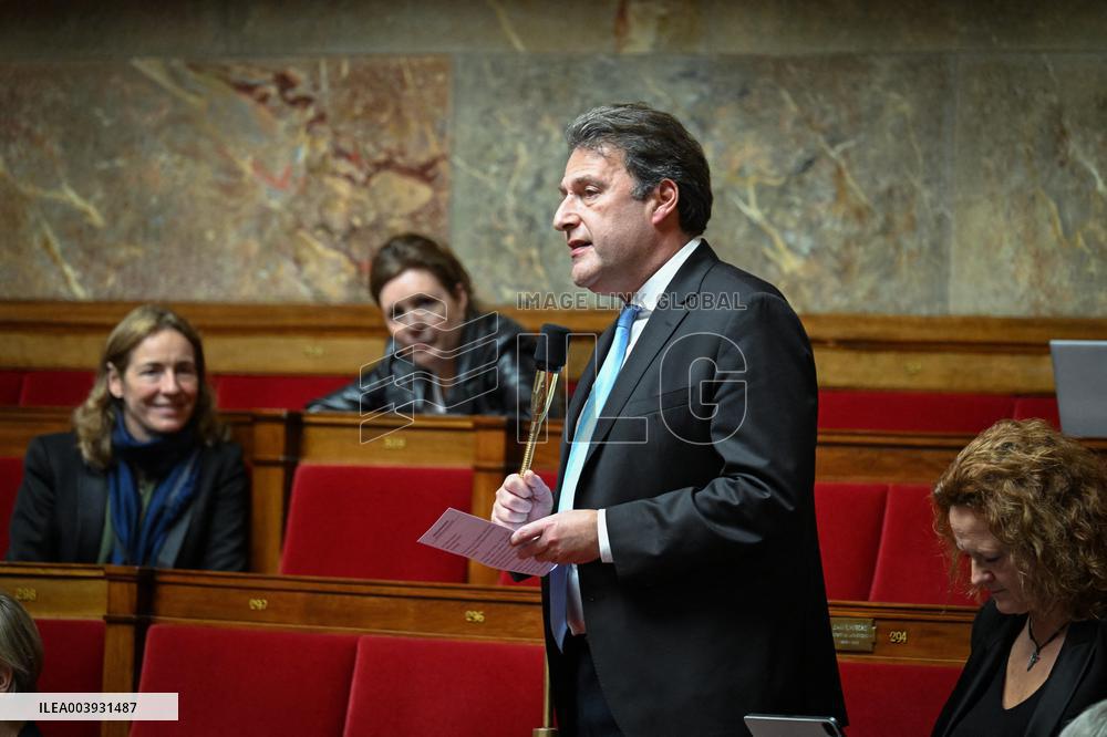 Government Question Session - Paris