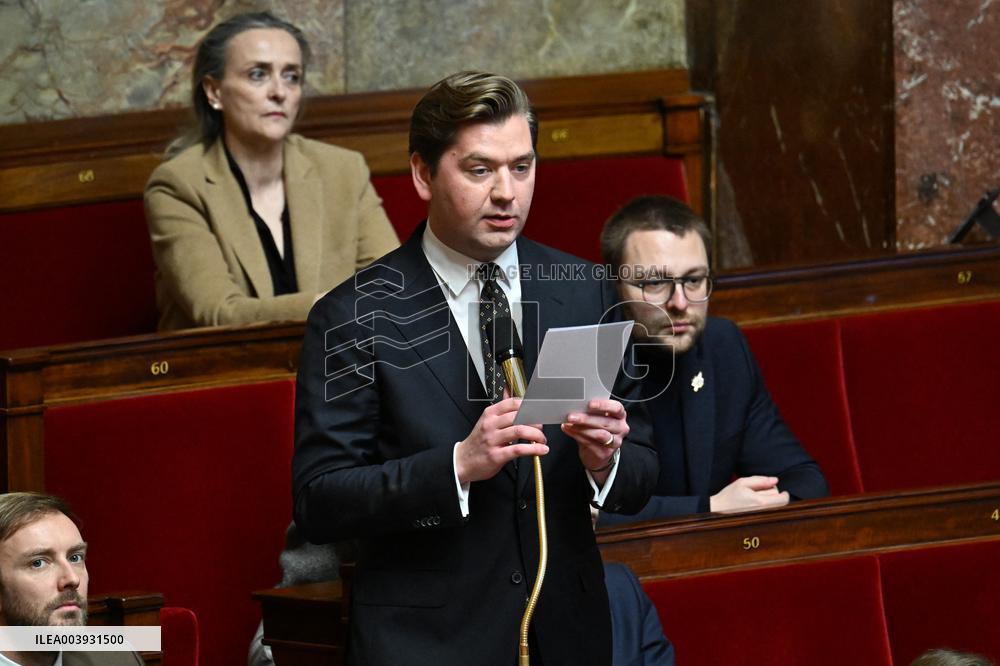 Government Question Session - Paris