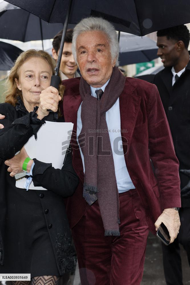 PFW - Valentino Arrivals