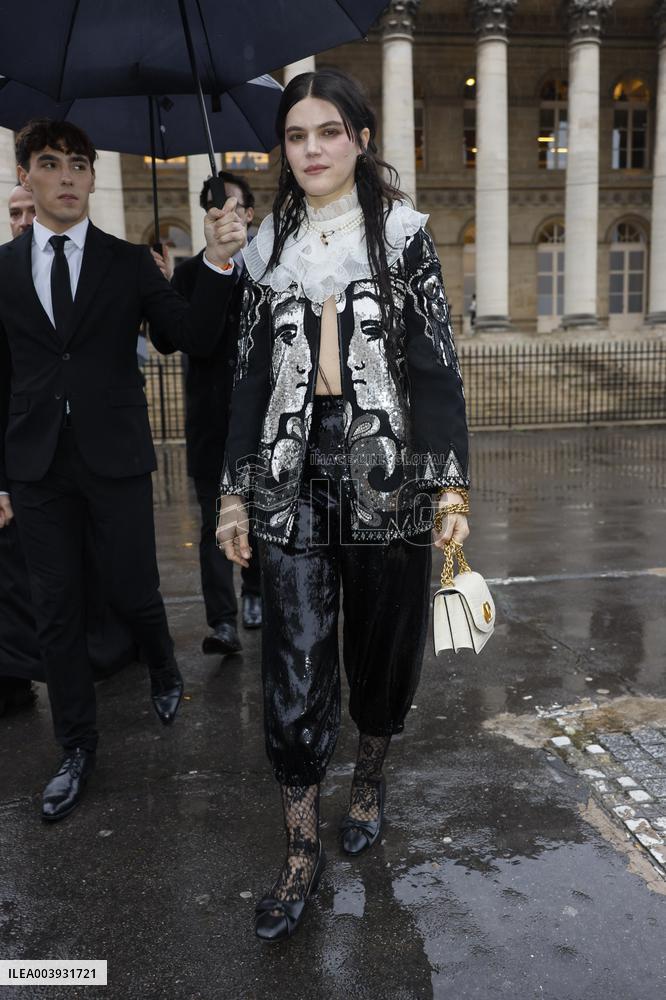 PFW - Valentino Arrivals