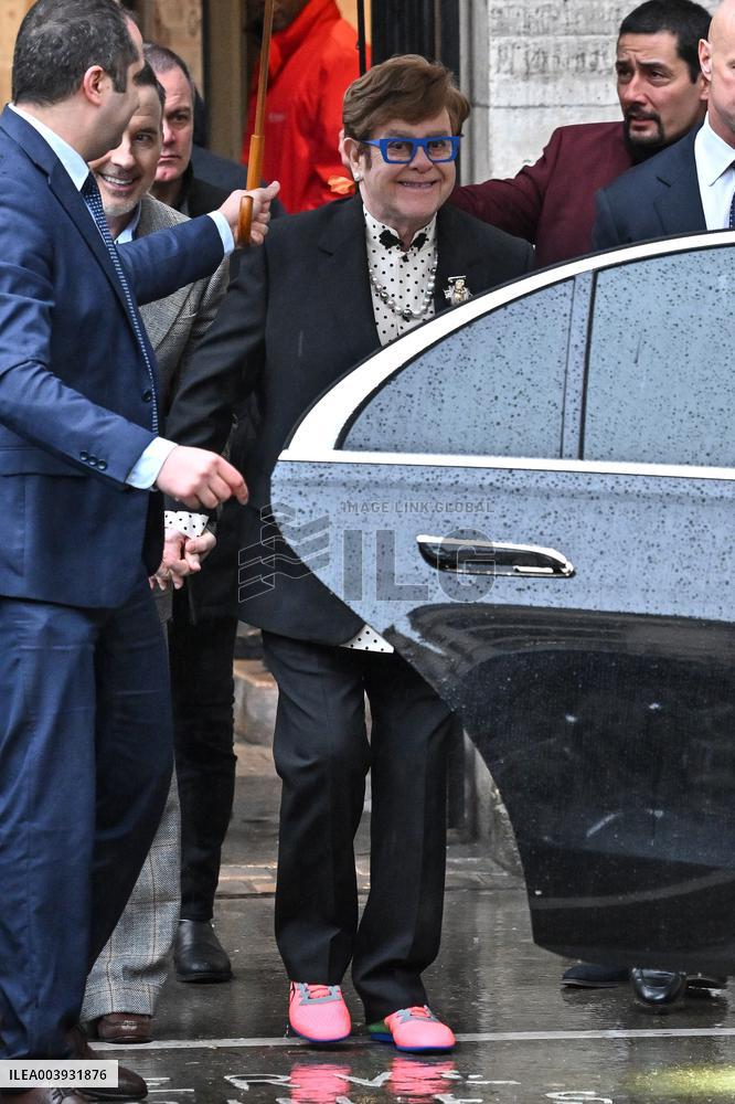 PFW Haute Couture Elton John Exits Valentino Show JR