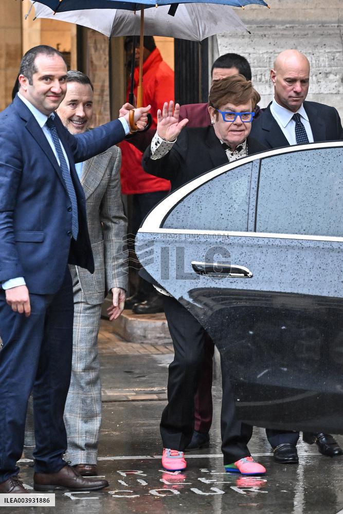 PFW Haute Couture Elton John Exits Valentino Show JR