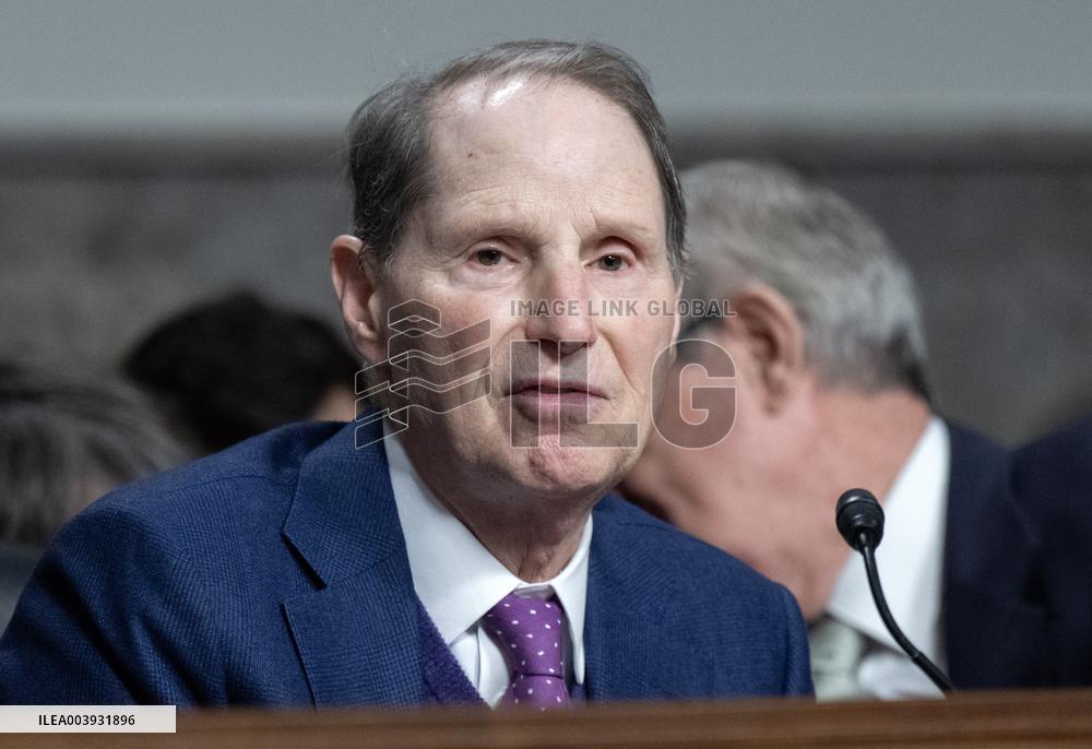 Robert F Kennedy, Jr Confirmation Hearing