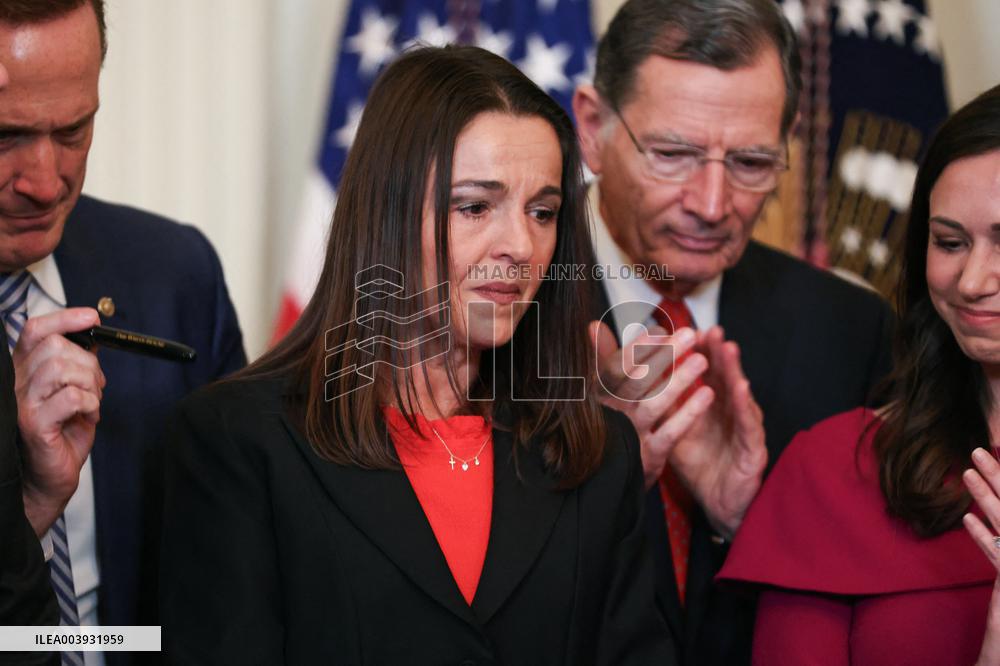 DC: President Trump Signs the Laken Riley Act in the East Room