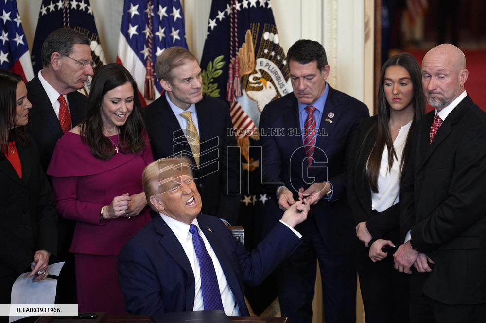 Donald Trump signs the Laken Riley Act - Washington