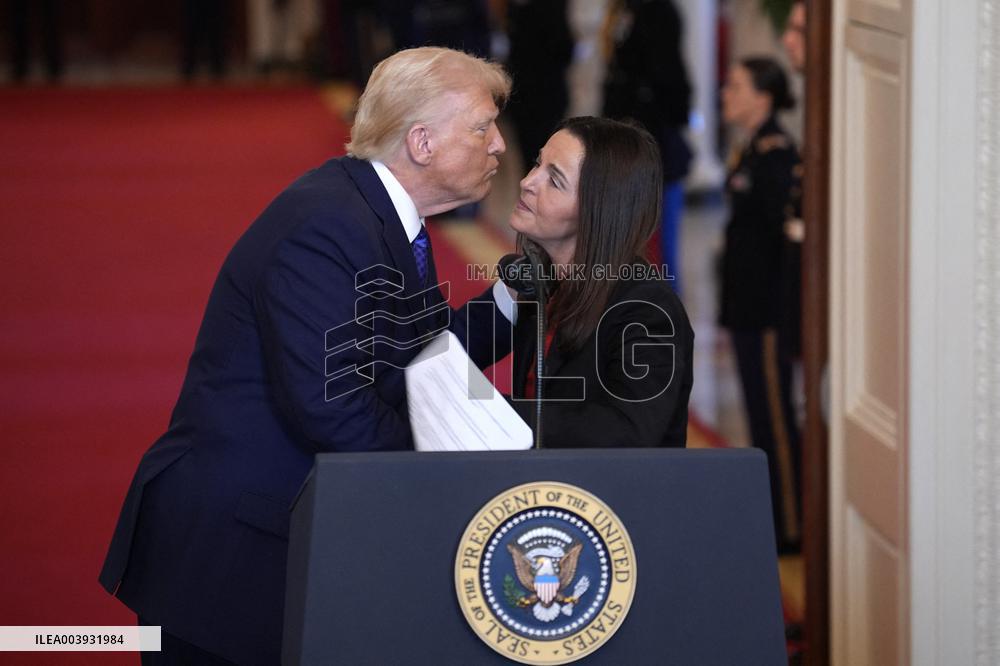 Donald Trump signs the Laken Riley Act - Washington