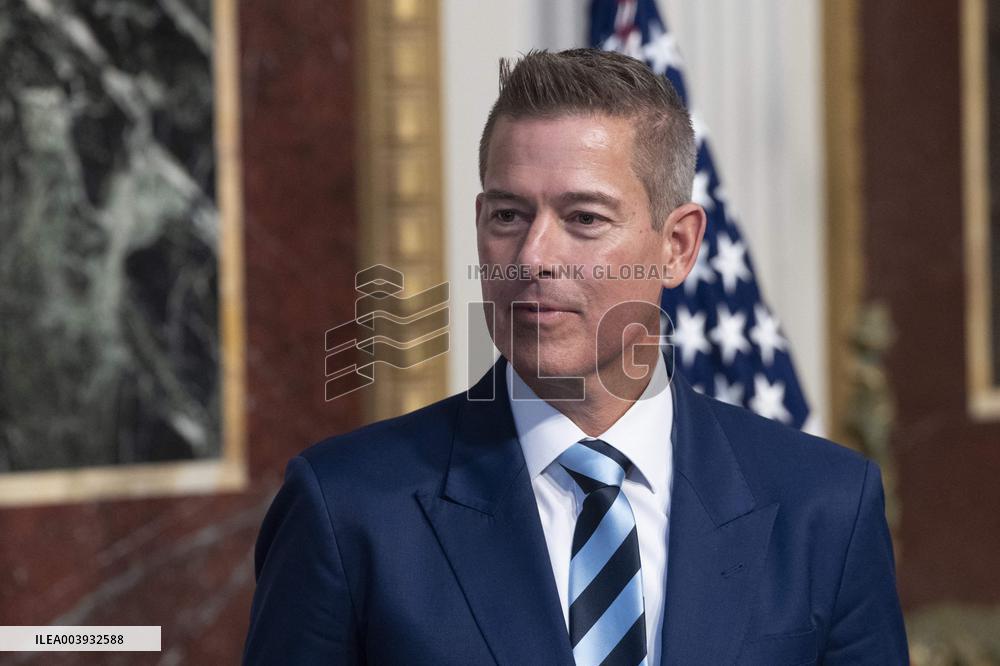 Sean Duffy is sworn-in as United States Secretary of Transportation