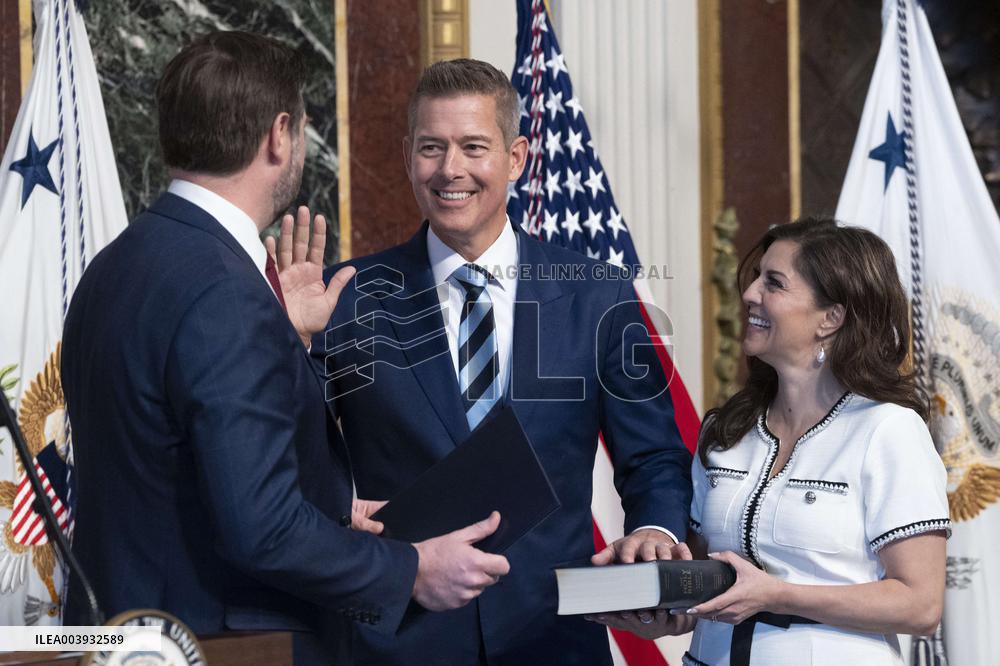 Sean Duffy is sworn-in as United States Secretary of Transportation