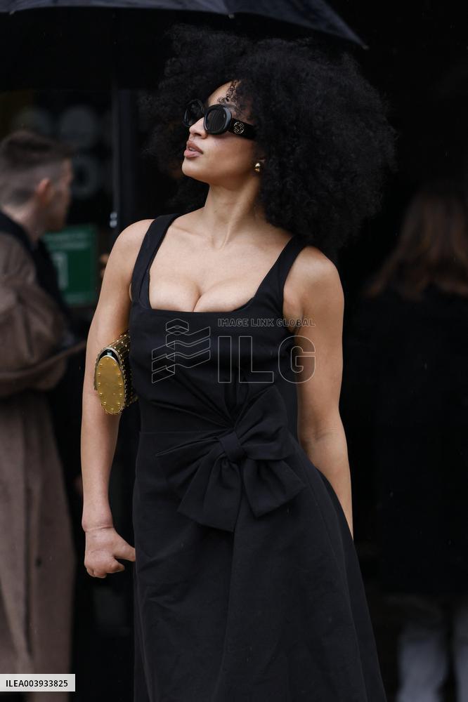 PFW - Elie Saab Arrivals