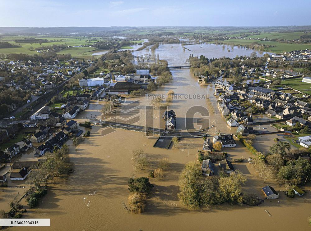 Ille Et Vilaine Hit By Historical Flooding