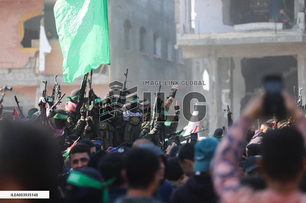 Israeli Soldier Agam Berger Released by Hamas - Gaza