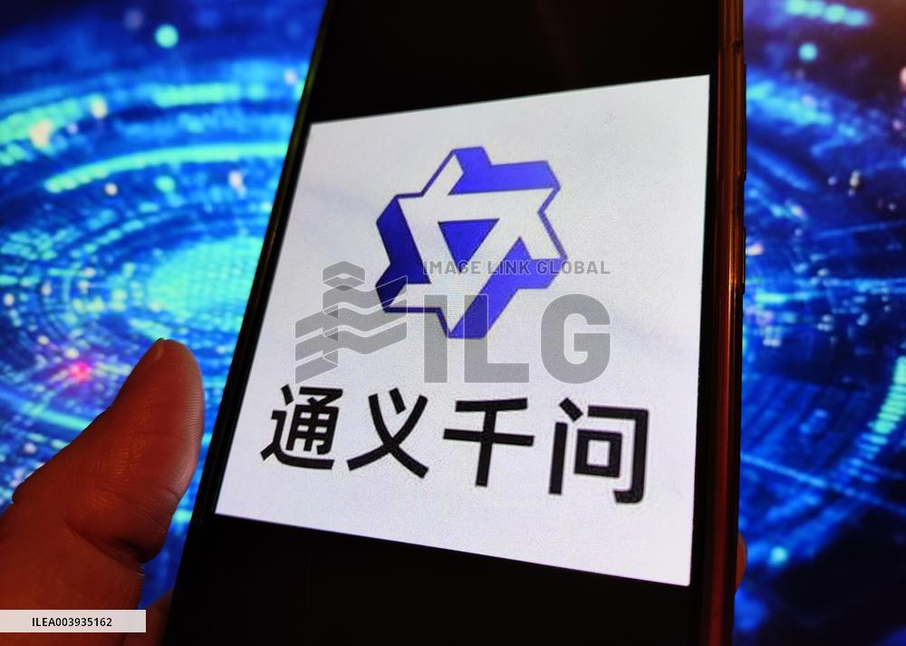 Illustration  Tongyi Qwen2.5-Max