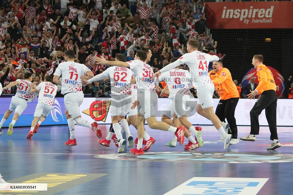 Handball - IHF Men's World Championship Croatia v Hungary