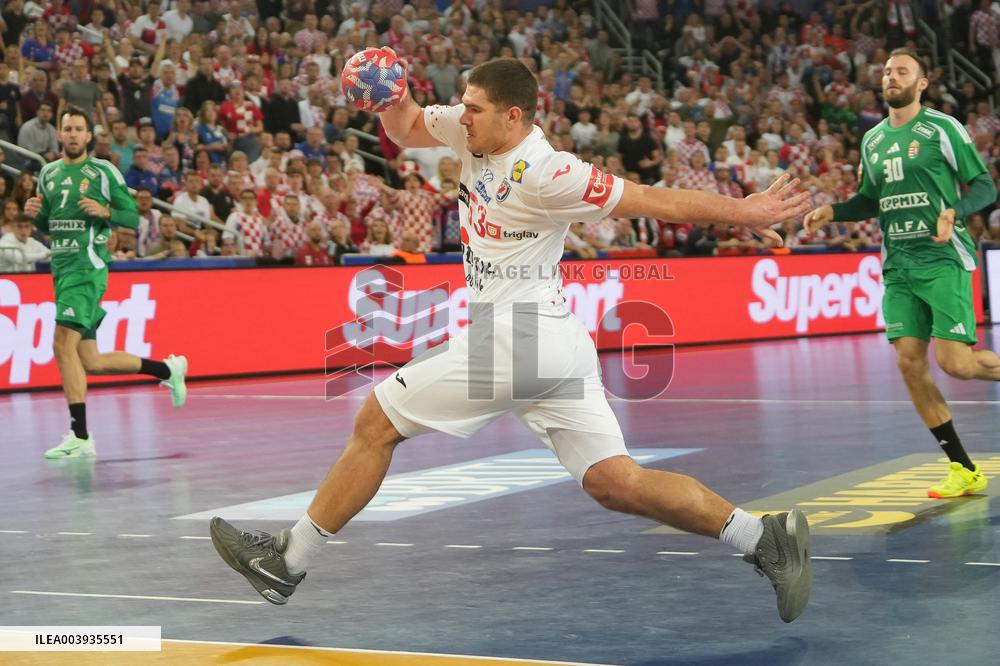 Handball - IHF Men's World Championship Croatia v Hungary