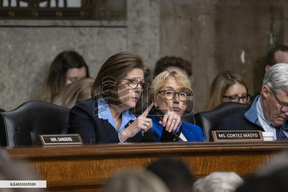 Robert F Kennedy, Jr Confirmation Hearing