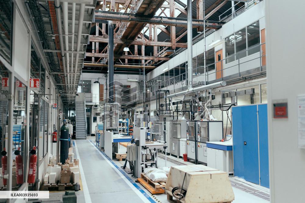 Illustration of Saint-Gobain Research Building - Aubervilliers AJ