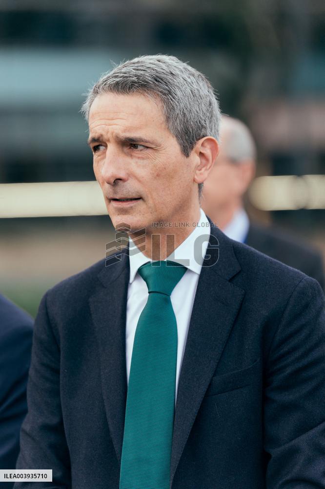 Inauguration of the New Saint-Gobain Building - Aubervilliers AJ