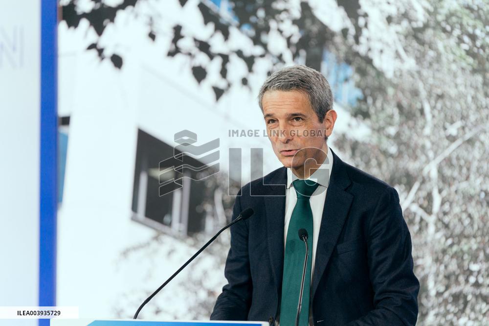 Inauguration of the New Saint-Gobain Building - Aubervilliers AJ