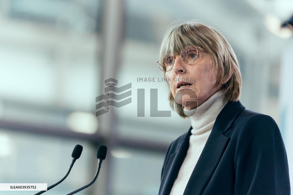 Inauguration of the New Saint-Gobain Building - Aubervilliers AJ