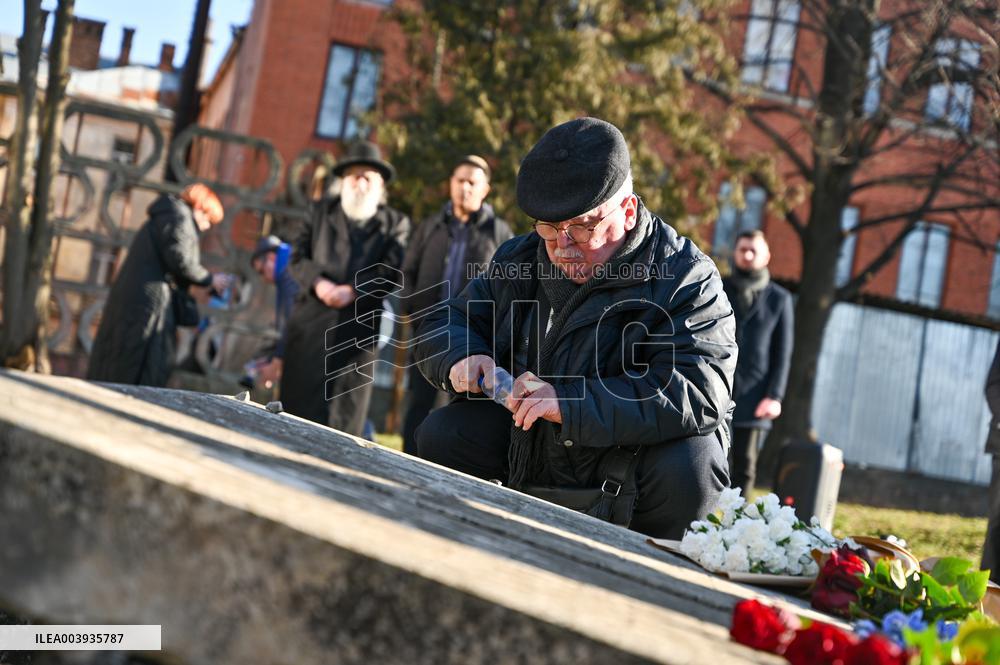 Lviv remembers Holocaust victims