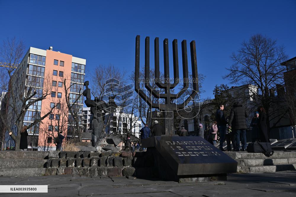 Lviv remembers Holocaust victims