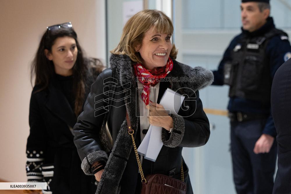 Trial for illegal campaign financing from Lybia - Paris RL