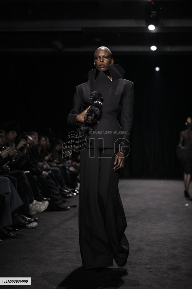 PFW - Ashi Studio Runway