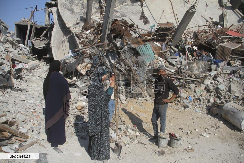 Return To Jabalia Refugee Camp - Palestine