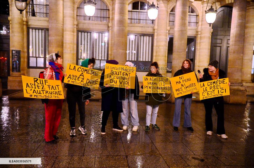 MeToo Theatre Collective Alerts Public Opinion - Paris