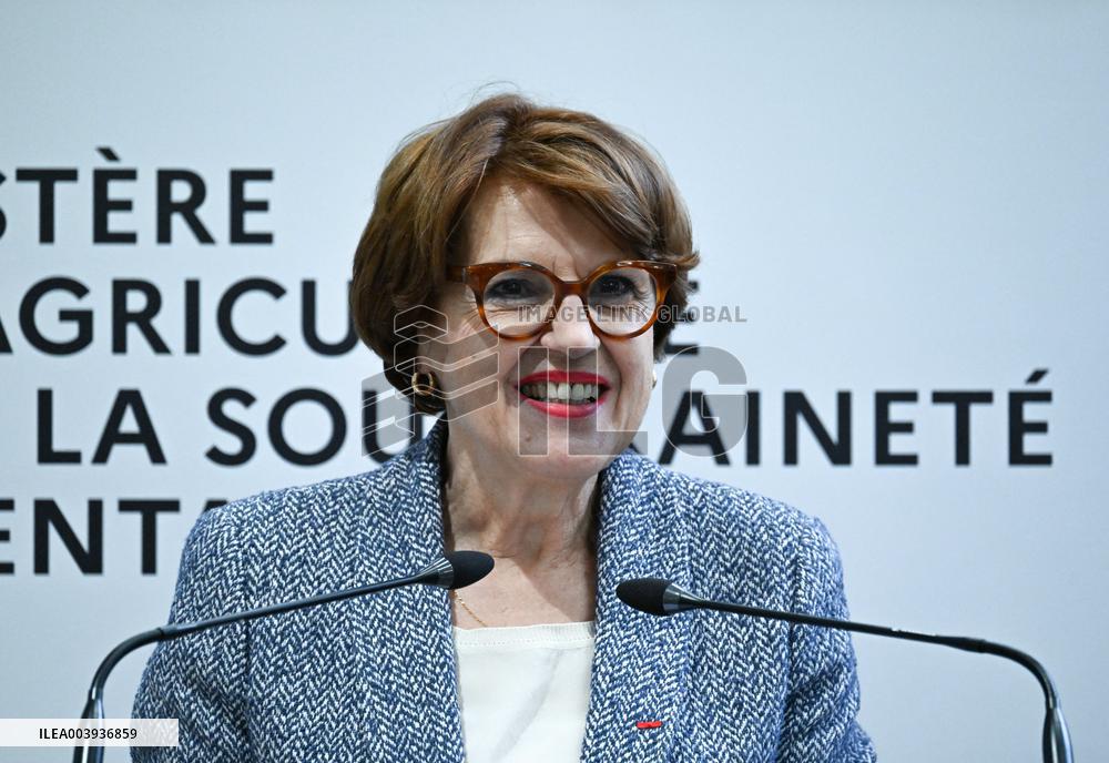 Annie Genevard During The Animal Health Conference - Paris