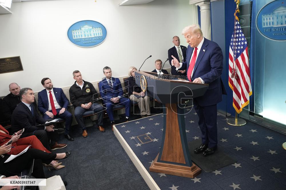 Donald Trump about plane crash - Washington