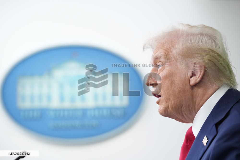 Donald Trump about plane crash - Washington