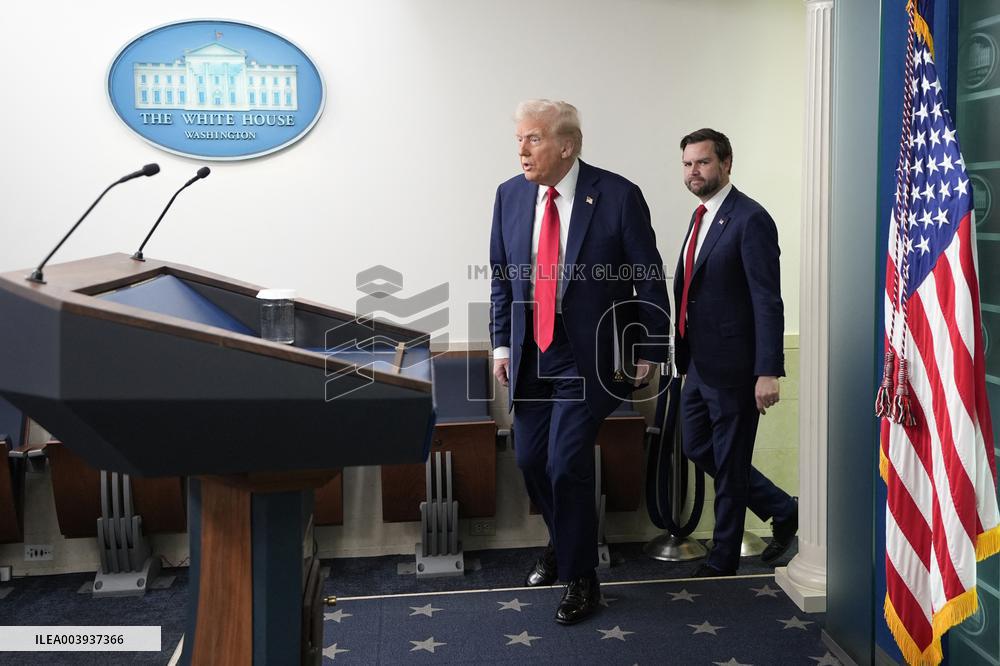 Donald Trump about plane crash - Washington