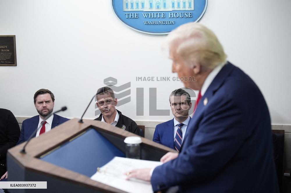 Donald Trump about plane crash - Washington